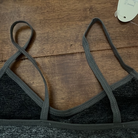 Bundle seamless Girls Bra Size S - Picture 10 of 11